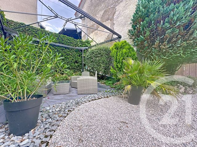 maison à louer - 6 pièces - 170.0 m2 - COLOMBIER FONTAINE - 25 - FRANCHE-COMTE - Century 21 Agence De La Gare