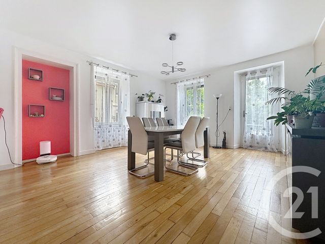maison à louer - 6 pièces - 170.0 m2 - COLOMBIER FONTAINE - 25 - FRANCHE-COMTE - Century 21 Agence De La Gare
