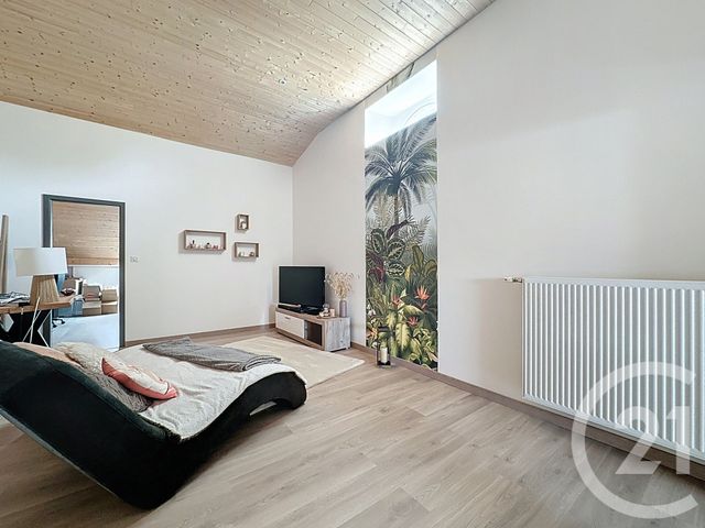 maison à louer - 6 pièces - 170.0 m2 - COLOMBIER FONTAINE - 25 - FRANCHE-COMTE - Century 21 Agence De La Gare