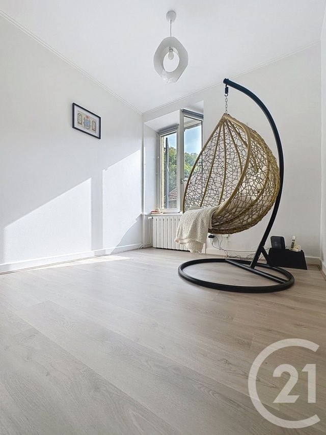 maison à louer - 6 pièces - 170.0 m2 - COLOMBIER FONTAINE - 25 - FRANCHE-COMTE - Century 21 Agence De La Gare