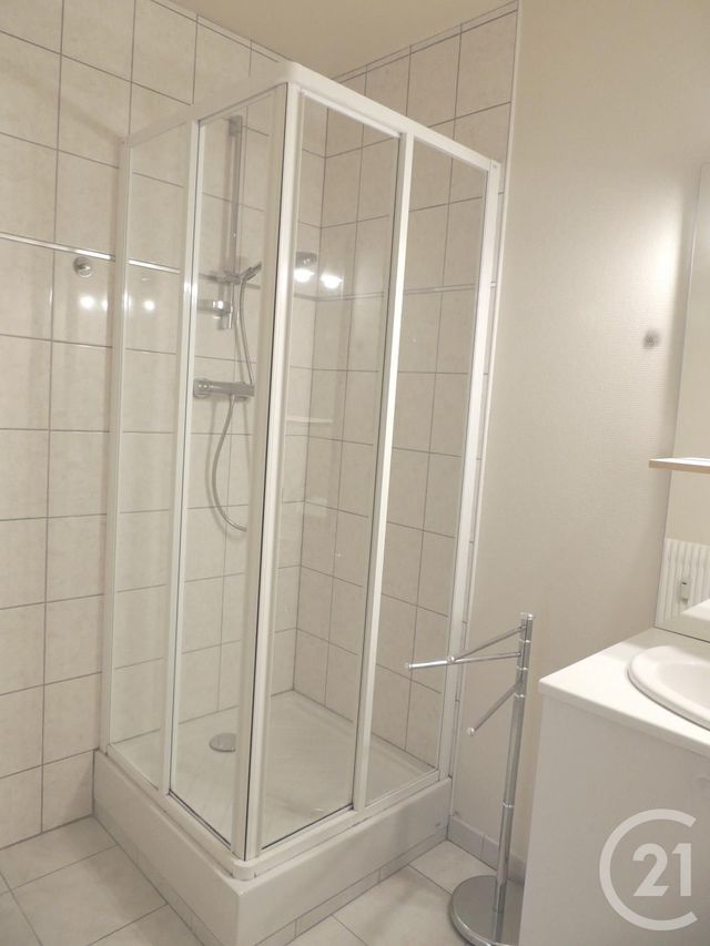 Appartement F2 à louer - 2 pièces - 55.15 m2 - SOCHAUX - 25 - FRANCHE-COMTE - Century 21 Agence De La Gare