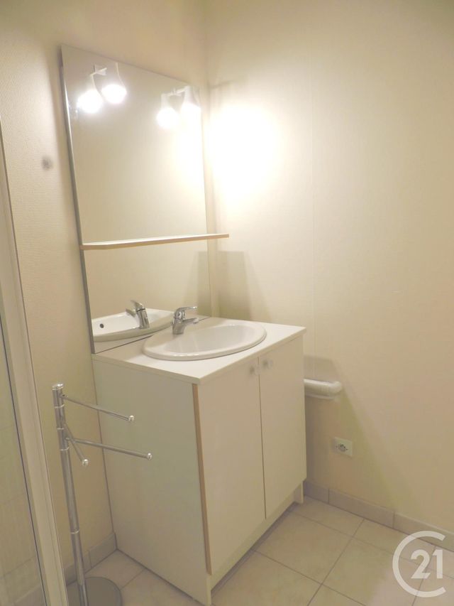 Appartement F2 à louer - 2 pièces - 55.15 m2 - SOCHAUX - 25 - FRANCHE-COMTE - Century 21 Agence De La Gare