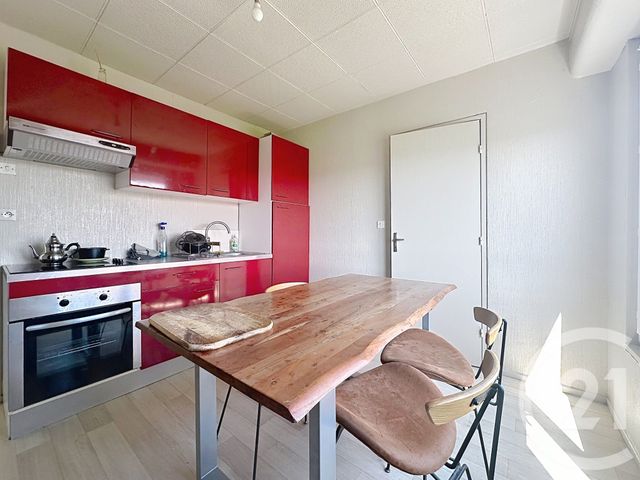 Appartement Chambre à louer - 2 pièces - 15.0 m2 - MONTBELIARD - 25 - FRANCHE-COMTE - Century 21 Agence De La Gare