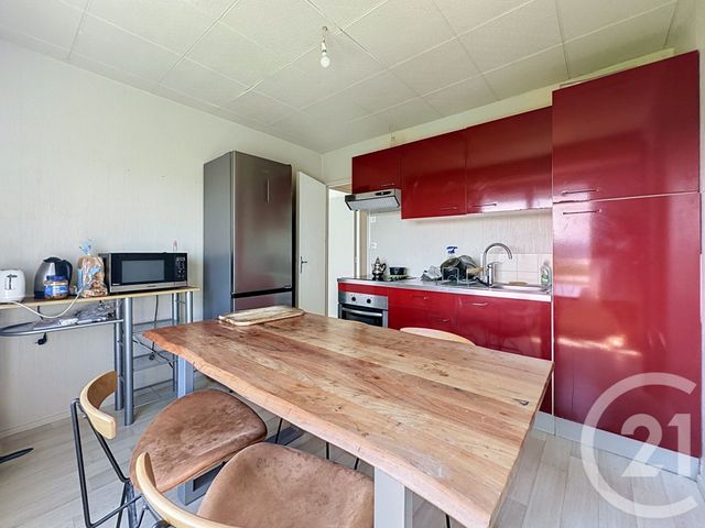 Appartement Chambre à louer - 2 pièces - 15.0 m2 - MONTBELIARD - 25 - FRANCHE-COMTE - Century 21 Agence De La Gare