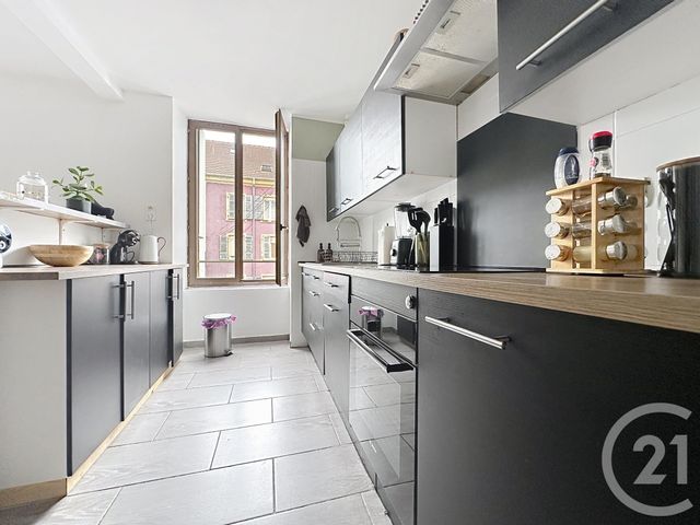 Appartement F4 à louer - 4 pièces - 85.0 m2 - BELFORT - 90 - FRANCHE-COMTE - Century 21 Agence De La Gare