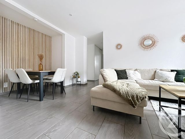 Appartement F4 à louer - 4 pièces - 85.0 m2 - BELFORT - 90 - FRANCHE-COMTE - Century 21 Agence De La Gare