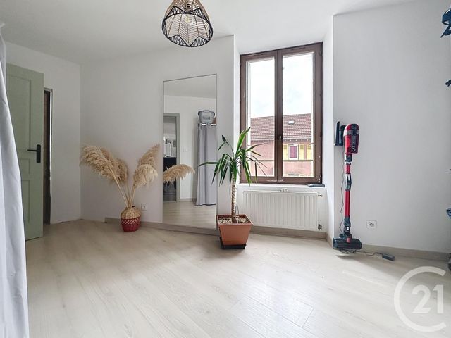 Appartement F4 à louer - 4 pièces - 85.0 m2 - BELFORT - 90 - FRANCHE-COMTE - Century 21 Agence De La Gare