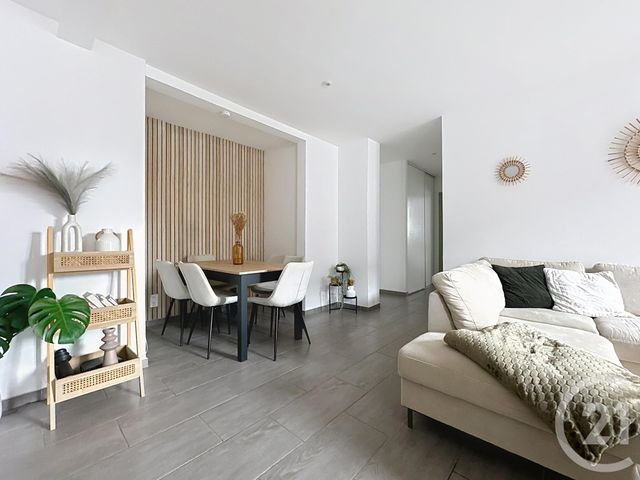 Appartement F4 à louer - 4 pièces - 85.0 m2 - BELFORT - 90 - FRANCHE-COMTE - Century 21 Agence De La Gare