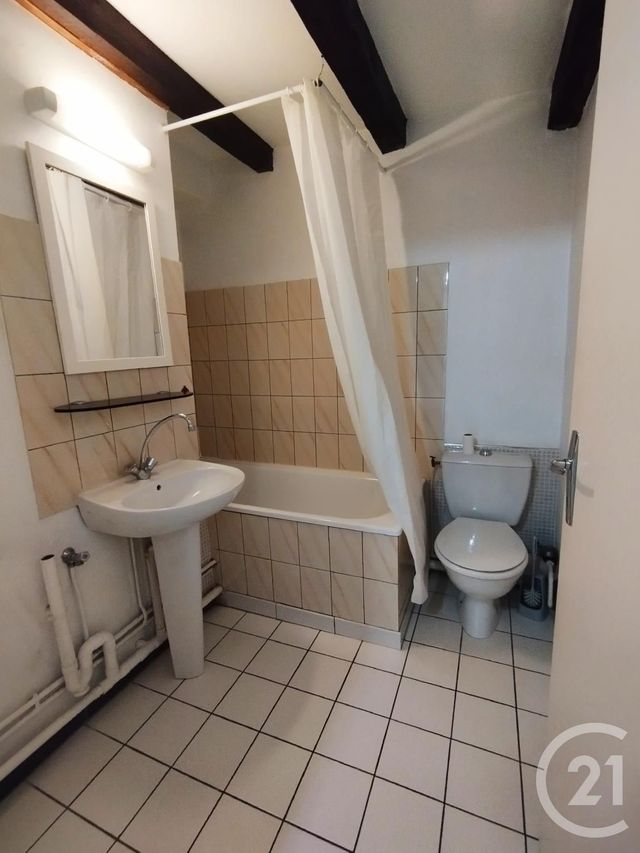 Appartement Studio à louer - 1 pièce - 24.0 m2 - MONTBELIARD - 25 - FRANCHE-COMTE - Century 21 Agence De La Gare