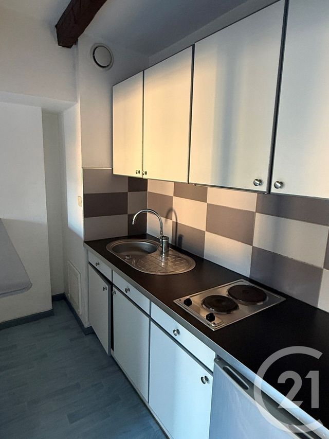 Appartement Studio à louer - 1 pièce - 24.0 m2 - MONTBELIARD - 25 - FRANCHE-COMTE - Century 21 Agence De La Gare
