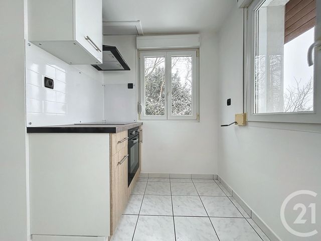 Appartement F4 à louer - 4 pièces - 70.0 m2 - MONTBELIARD - 25 - FRANCHE-COMTE - Century 21 Agence De La Gare