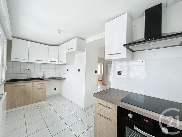 Appartement F4 à louer - 4 pièces - 70.0 m2 - MONTBELIARD - 25 - FRANCHE-COMTE - Century 21 Agence De La Gare
