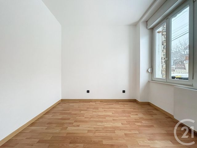 Appartement F4 à louer - 4 pièces - 70.0 m2 - MONTBELIARD - 25 - FRANCHE-COMTE - Century 21 Agence De La Gare