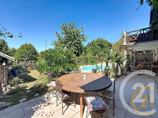 maison à vendre - 6 pièces - 250.0 m2 - ST JULIEN LES MONTBELIARD - 25 - FRANCHE-COMTE - Century 21 Agence De La Gare