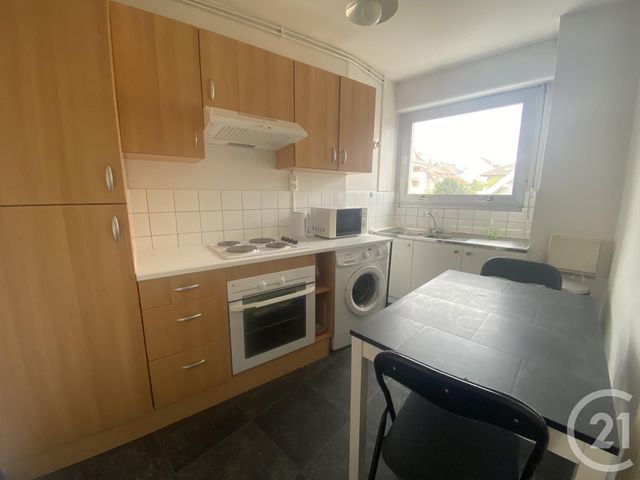 Appartement F1 à louer - 1 pièce - 30.0 m2 - MONTBELIARD - 25 - FRANCHE-COMTE - Century 21 Agence De La Gare