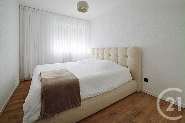 Appartement F4 à vendre - 4 pièces - 76.1 m2 - MONTBELIARD - 25 - FRANCHE-COMTE - Century 21 Agence De La Gare