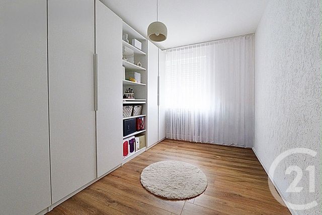 Appartement F4 à vendre - 4 pièces - 76.1 m2 - MONTBELIARD - 25 - FRANCHE-COMTE - Century 21 Agence De La Gare