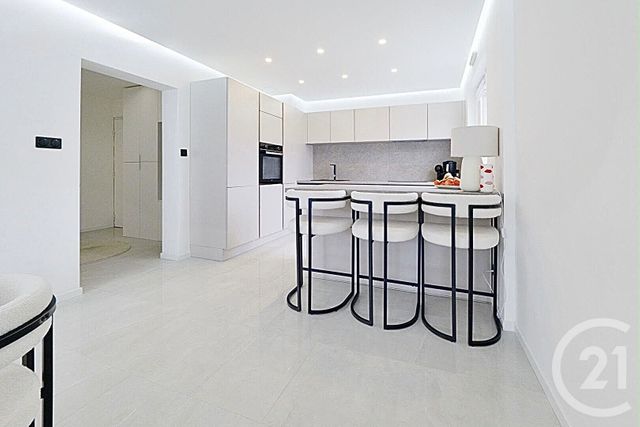 Appartement F4 à vendre - 4 pièces - 76.1 m2 - MONTBELIARD - 25 - FRANCHE-COMTE - Century 21 Agence De La Gare