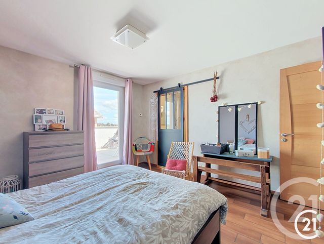 Appartement F5 à vendre - 5 pièces - 104.64 m2 - STE SUZANNE - 25 - FRANCHE-COMTE - Century 21 Agence De La Gare