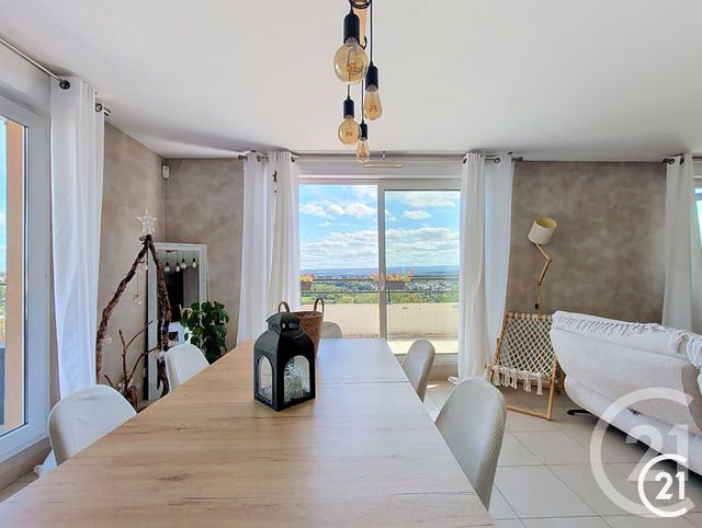 Appartement F5 à vendre - 5 pièces - 104.64 m2 - STE SUZANNE - 25 - FRANCHE-COMTE - Century 21 Agence De La Gare