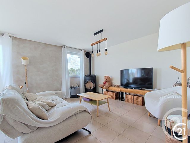 Appartement F5 à vendre - 5 pièces - 104.64 m2 - STE SUZANNE - 25 - FRANCHE-COMTE - Century 21 Agence De La Gare
