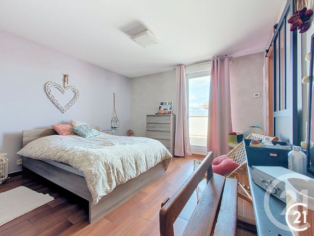 Appartement F5 à vendre - 5 pièces - 104.64 m2 - STE SUZANNE - 25 - FRANCHE-COMTE - Century 21 Agence De La Gare