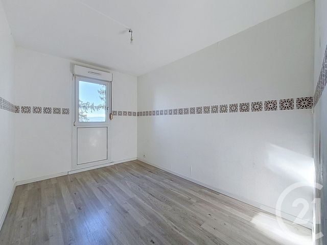 Appartement F4 à louer - 4 pièces - 67.5 m2 - MONTBELIARD - 25 - FRANCHE-COMTE - Century 21 Agence De La Gare