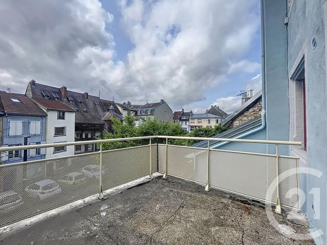 Appartement T2 à louer - 2 pièces - 40.0 m2 - MONTBELIARD - 25 - FRANCHE-COMTE - Century 21 Agence De La Gare