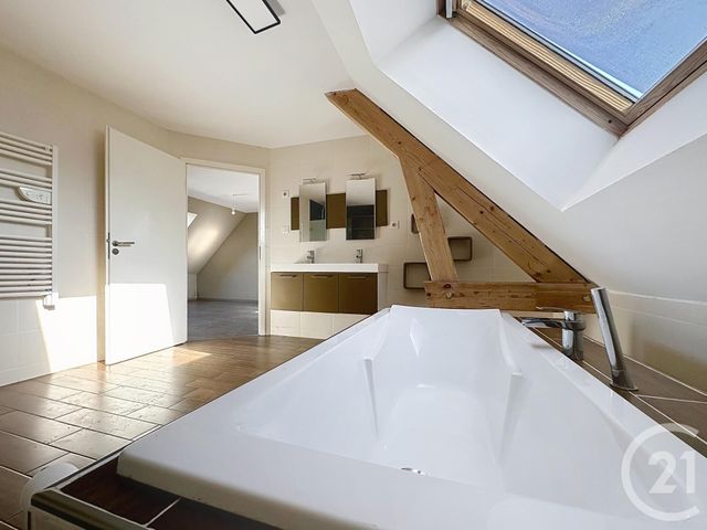 maison à louer - 6 pièces - 150.0 m2 - CHENEBIER - 70 - FRANCHE-COMTE - Century 21 Agence De La Gare