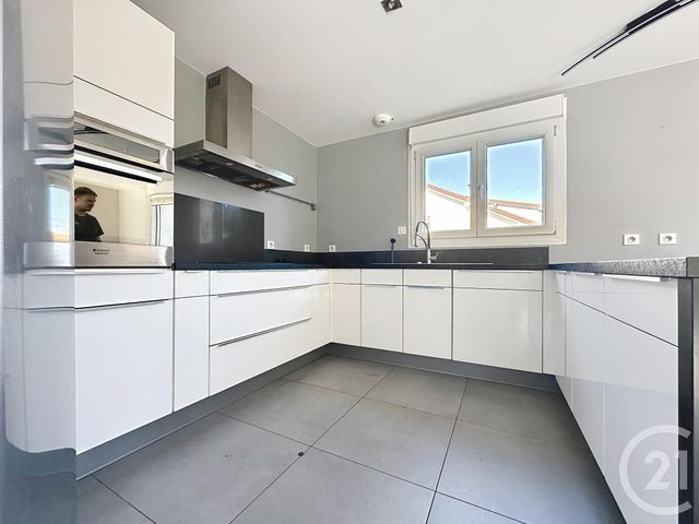 maison à louer - 6 pièces - 150.0 m2 - CHENEBIER - 70 - FRANCHE-COMTE - Century 21 Agence De La Gare