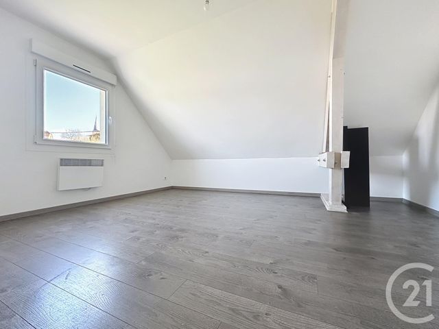 maison à louer - 6 pièces - 150.0 m2 - CHENEBIER - 70 - FRANCHE-COMTE - Century 21 Agence De La Gare