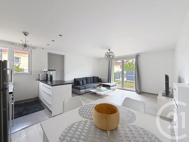 Appartement F2 à louer - 2 pièces - 40.85 m2 - EXINCOURT - 25 - FRANCHE-COMTE - Century 21 Agence De La Gare