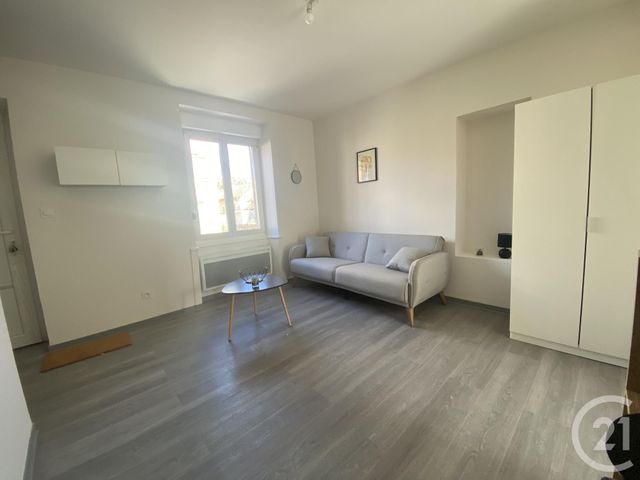 Appartement Studio à louer - 1 pièce - 24.0 m2 - STE SUZANNE - 25 - FRANCHE-COMTE - Century 21 Agence De La Gare