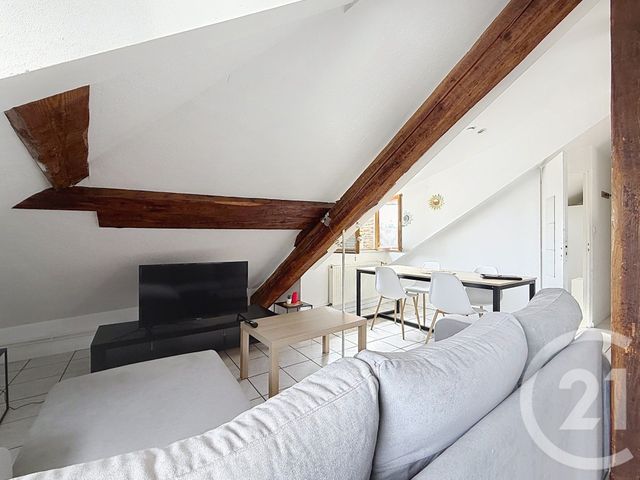 Appartement F2 à louer - 2 pièces - 24.0 m2 - MONTBELIARD - 25 - FRANCHE-COMTE - Century 21 Agence De La Gare
