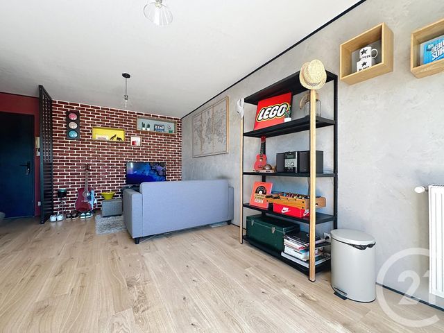 Appartement F2 à louer - 2 pièces - 44.0 m2 - HERICOURT - 70 - FRANCHE-COMTE - Century 21 Agence De La Gare