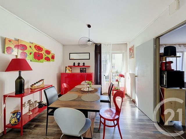 Appartement F4 à vendre - 4 pièces - 89.62 m2 - MONTBELIARD - 25 - FRANCHE-COMTE - Century 21 Agence De La Gare