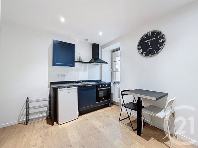 Appartement F1 à louer - 1 pièce - 22.0 m2 - MONTBELIARD - 25 - FRANCHE-COMTE - Century 21 Agence De La Gare