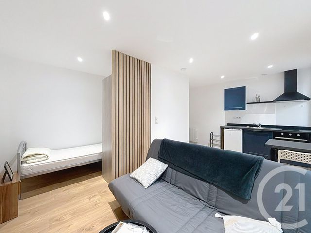 Appartement F1 à louer - 1 pièce - 22.0 m2 - MONTBELIARD - 25 - FRANCHE-COMTE - Century 21 Agence De La Gare