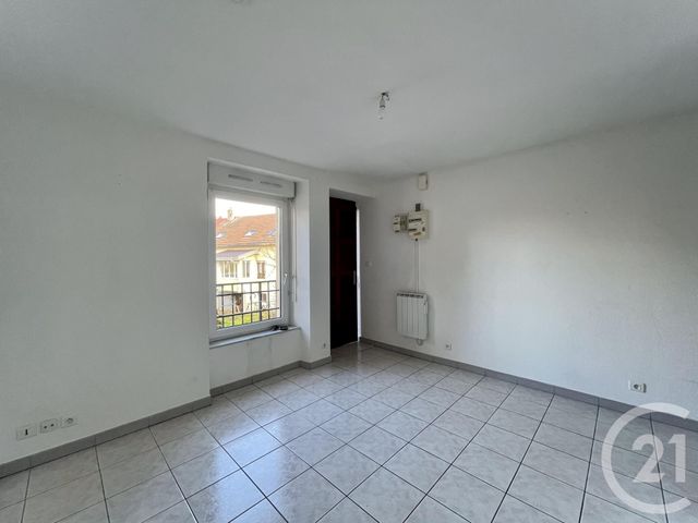 Appartement F1 à louer - 1 pièce - 27.23 m2 - MANDEURE - 25 - FRANCHE-COMTE - Century 21 Agence De La Gare