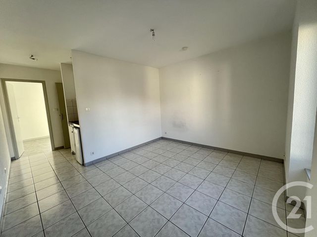 Appartement F1 à louer - 1 pièce - 27.23 m2 - MANDEURE - 25 - FRANCHE-COMTE - Century 21 Agence De La Gare