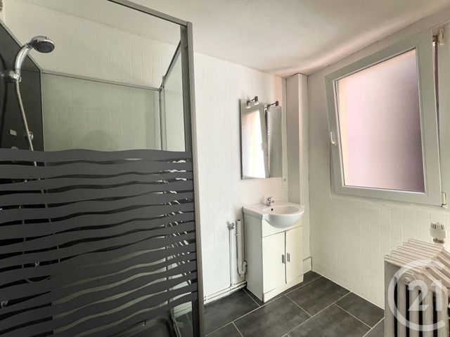 Appartement F2 à louer - 2 pièces - 41.0 m2 - MONTBELIARD - 25 - FRANCHE-COMTE - Century 21 Agence De La Gare