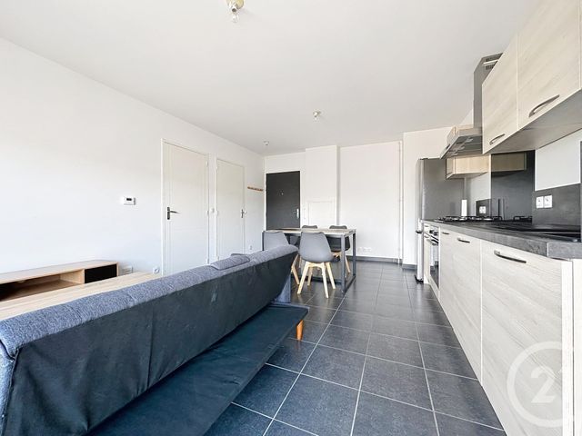 Appartement F2 à louer - 2 pièces - 40.0 m2 - MONTBELIARD - 25 - FRANCHE-COMTE - Century 21 Agence De La Gare