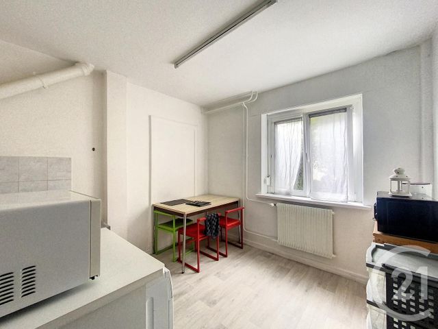 Appartement F1 à louer - 1 pièce - 20.0 m2 - SOCHAUX - 25 - FRANCHE-COMTE - Century 21 Agence De La Gare
