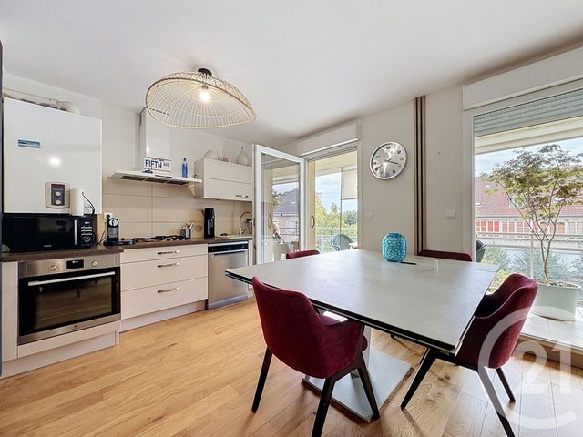 Appartement F4 à vendre - 4 pièces - 76.31 m2 - MONTBELIARD - 25 - FRANCHE-COMTE - Century 21 Agence De La Gare