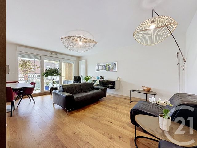 Appartement F4 à vendre - 4 pièces - 76.31 m2 - MONTBELIARD - 25 - FRANCHE-COMTE - Century 21 Agence De La Gare