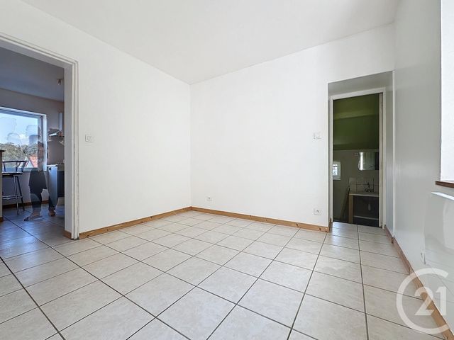 Appartement F3 à louer - 3 pièces - 45.0 m2 - BART - 25 - FRANCHE-COMTE - Century 21 Agence De La Gare