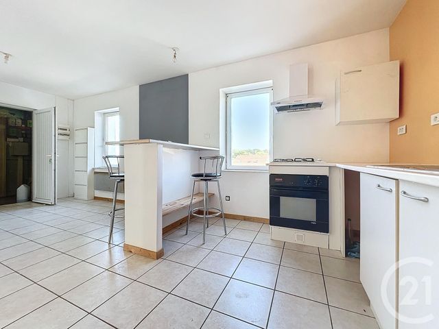 Appartement F3 à louer - 3 pièces - 45.0 m2 - BART - 25 - FRANCHE-COMTE - Century 21 Agence De La Gare