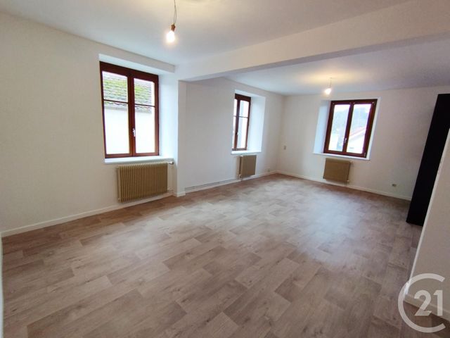 Appartement F4 à louer - 4 pièces - 87.59 m2 - VALENTIGNEY - 25 - FRANCHE-COMTE - Century 21 Agence De La Gare