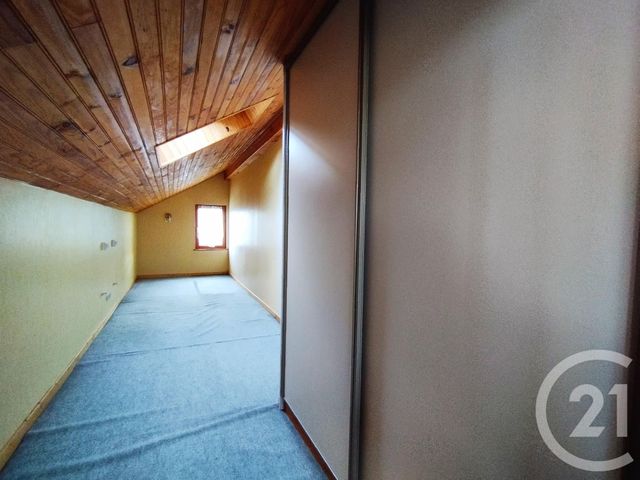 Appartement F4 à louer - 4 pièces - 87.59 m2 - VALENTIGNEY - 25 - FRANCHE-COMTE - Century 21 Agence De La Gare