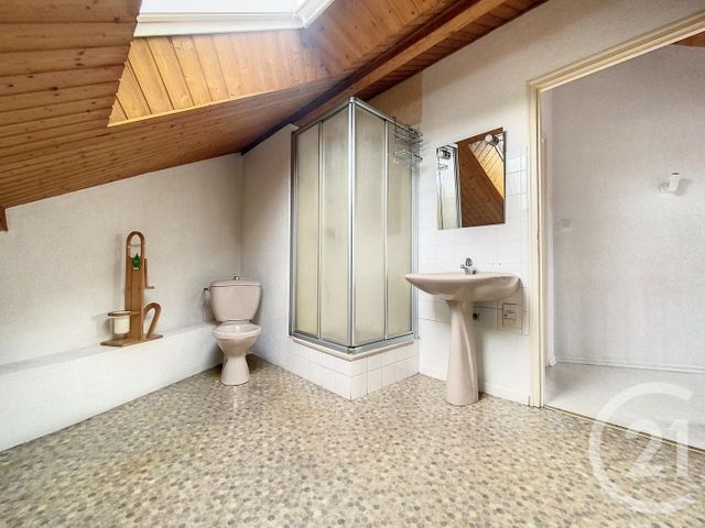 Appartement Duplex à louer - 7 pièces - 141.0 m2 - AUDINCOURT - 25 - FRANCHE-COMTE - Century 21 Agence De La Gare